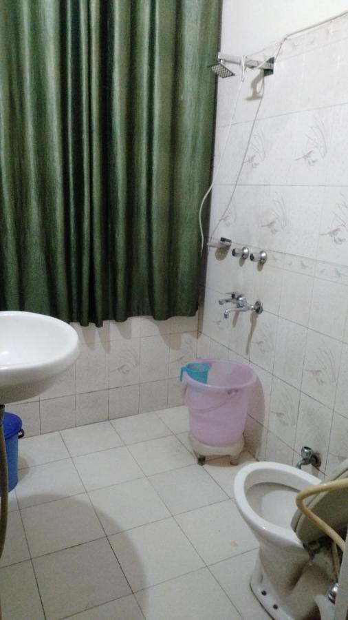 Hotel Diamond Palace 45C Chandigarh Bagian luar foto